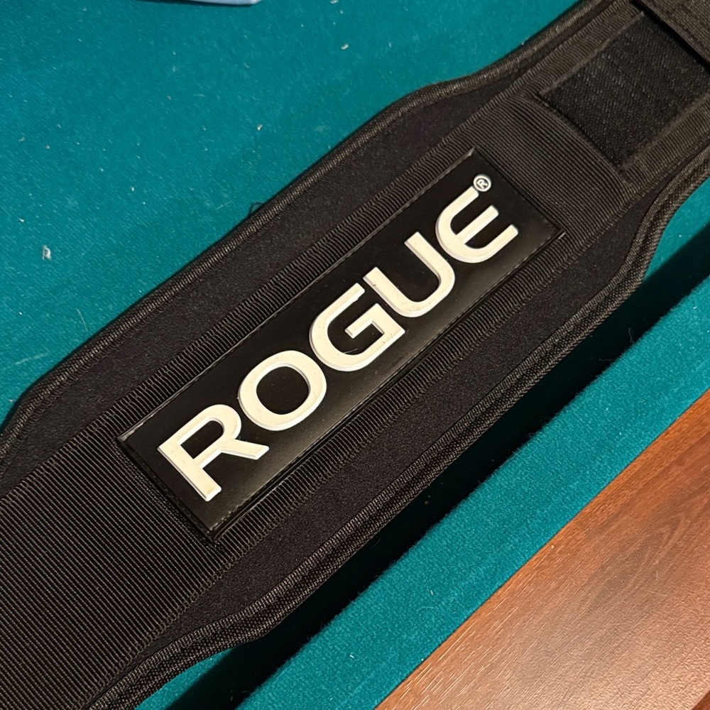 Rogue Black Fitness Belt